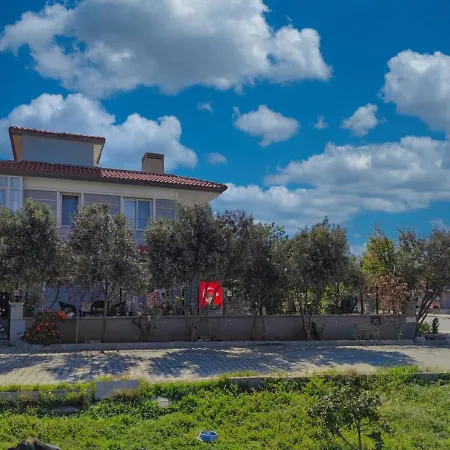 Enjoy The * Çeşme